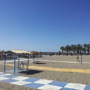 https://los-nidos-carihuela-newbeach.1costadelsol.com